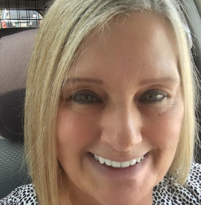 Meet your Posher, Teri